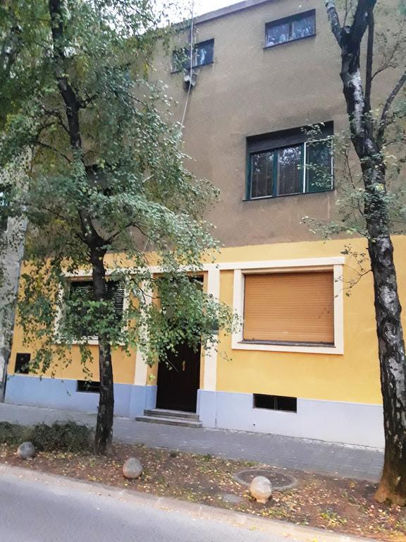 Downtown Dell Arte Apartment Нови Сад Екстериор снимка